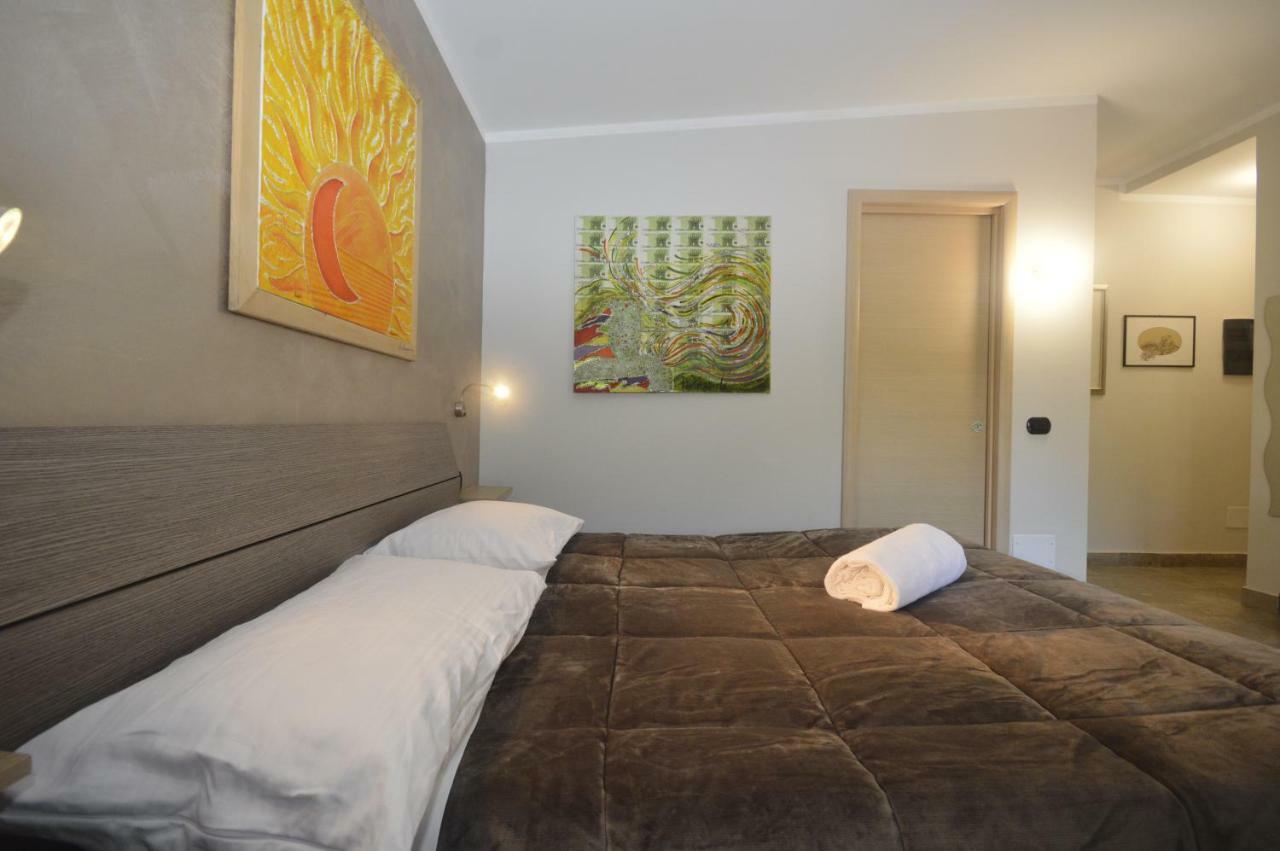 Rainbow Sweet Rooms Вальмонтоне Экстерьер фото